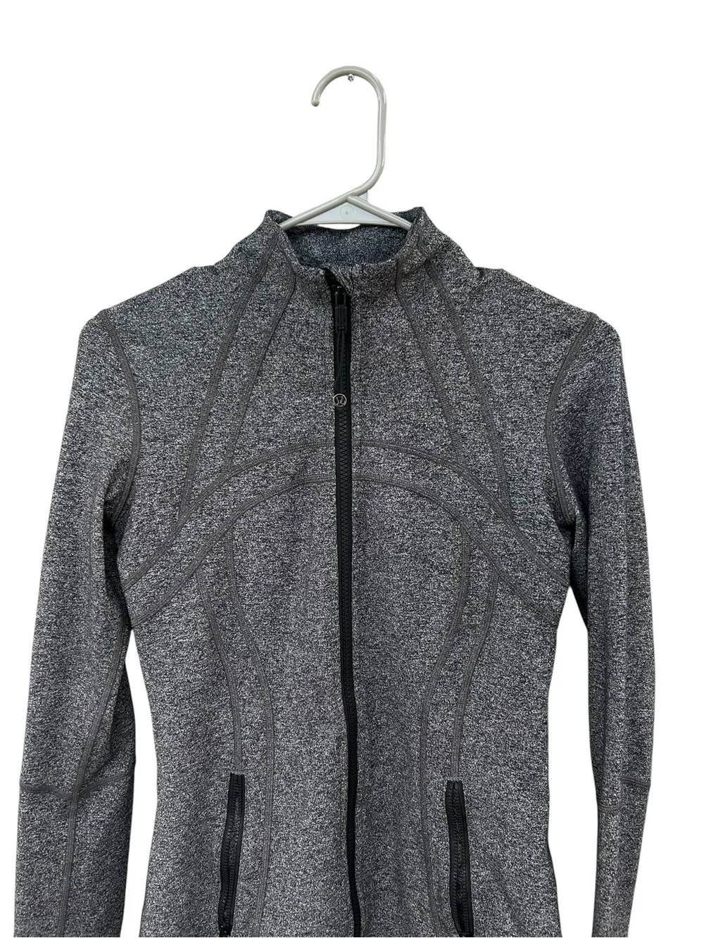 Lululemon Define Zip-Up Active Jacket - Heathered Grey - Size 6 - Luon - Yoga